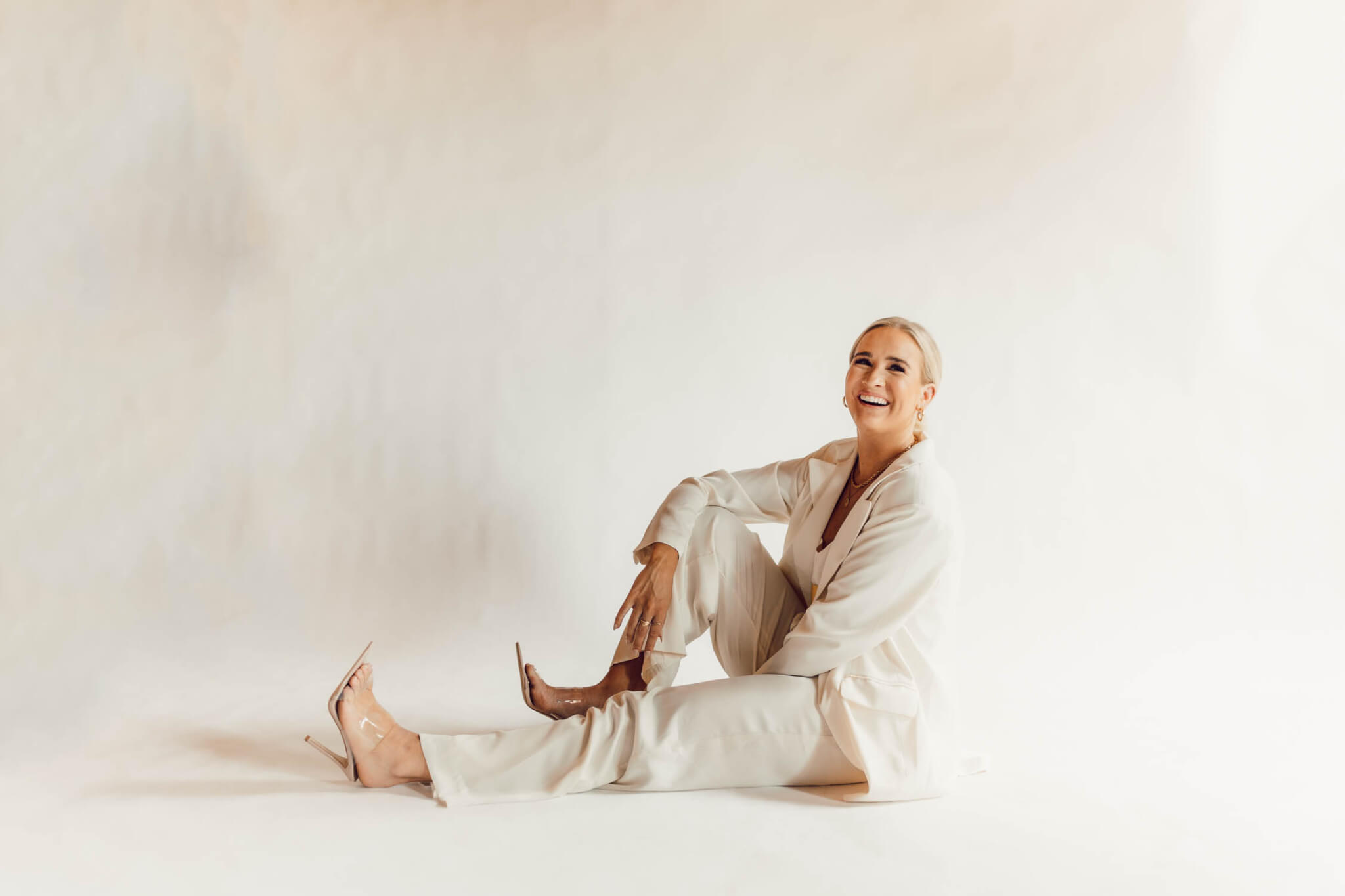 From Broke to Millionaire with Chloe Elise