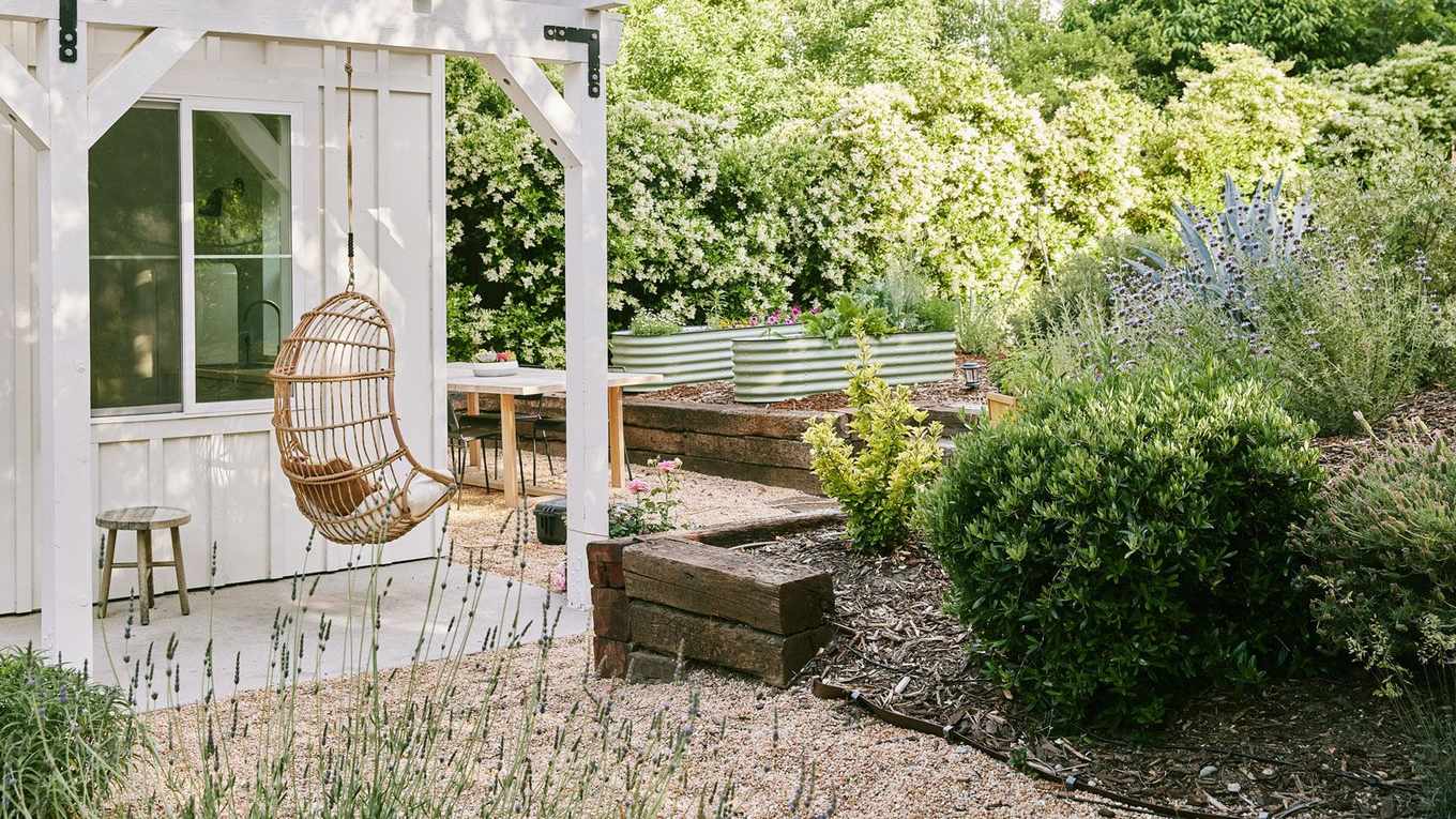 How to achieve sustainable garden landscaping – 5 expert ideas you need for a more eco-friendly space