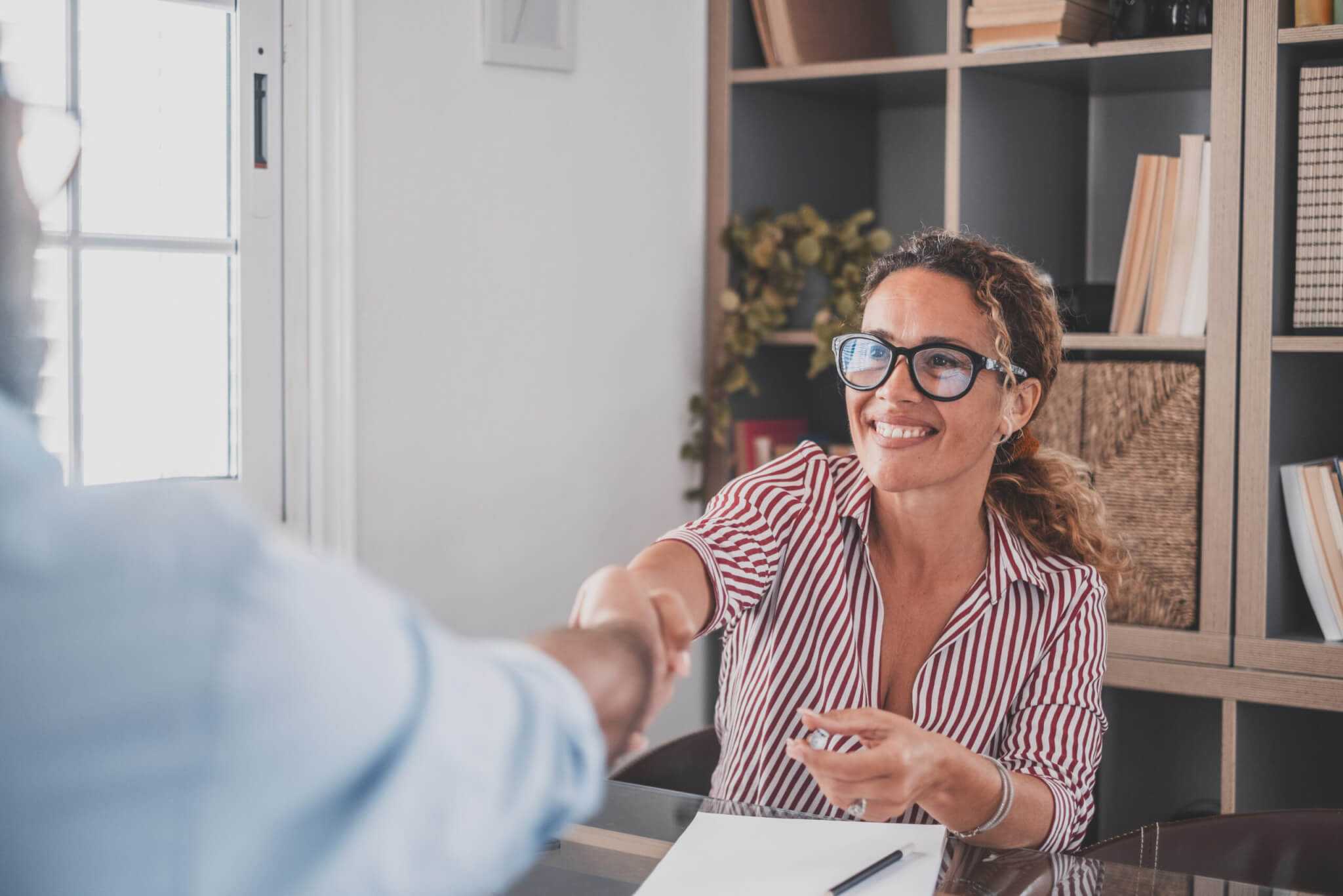 How Long Should A Cover Letter Be In 2025?