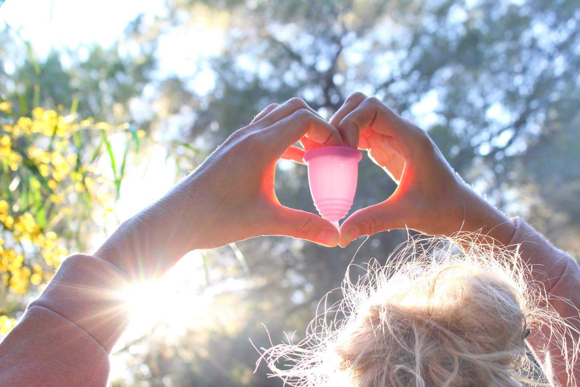 Top 3 Cost-Saving & Eco-Friendly Alternatives To Pads And Tampons
