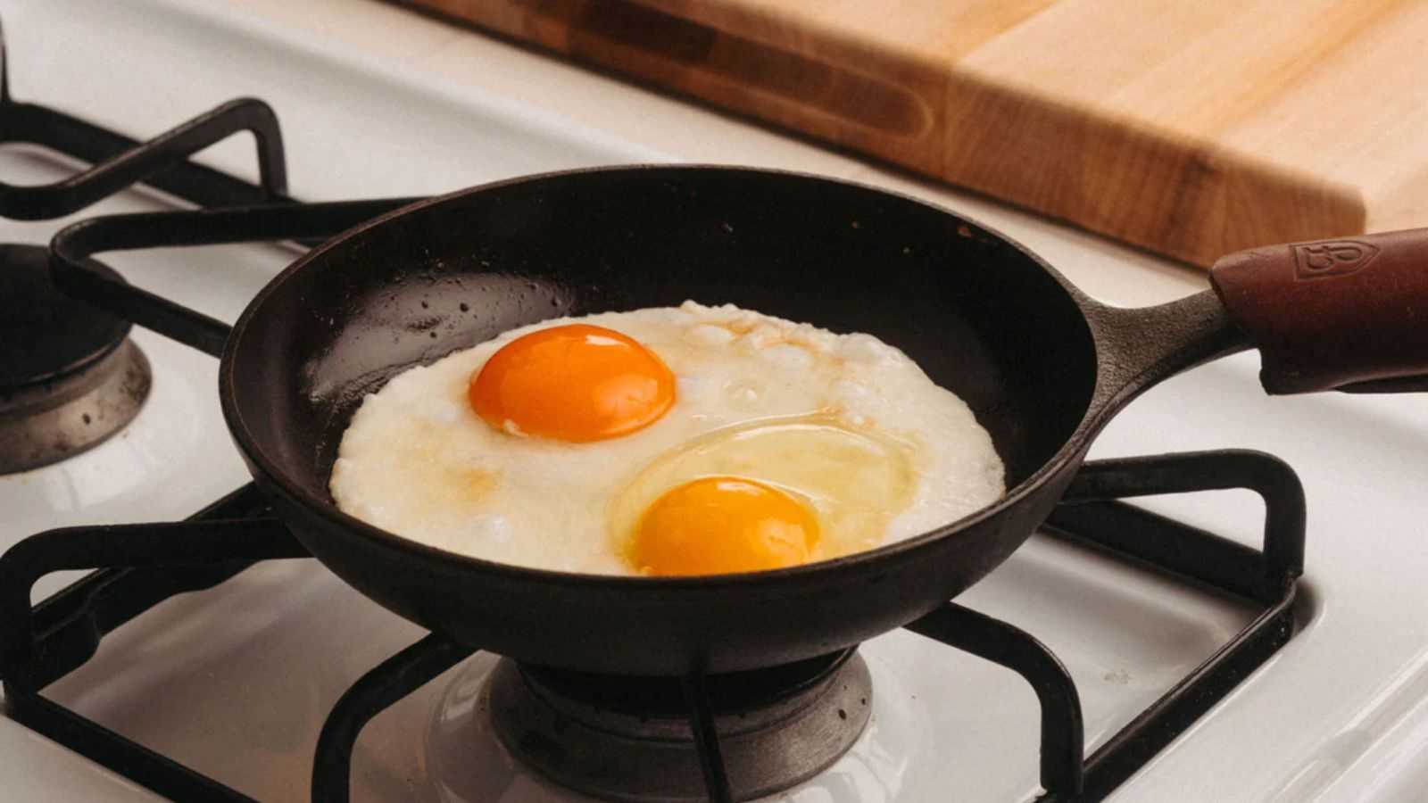 This ‘Heat Ring’ Mistake Is Ruining Your Cast Iron Sear – How to Stop Sticking and Burning in Seconds