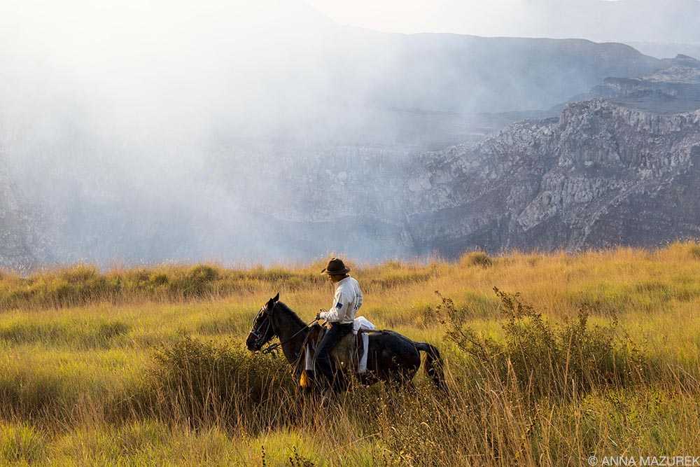 The Story Behind My Favorite Travel Photos - Travel Like Anna
