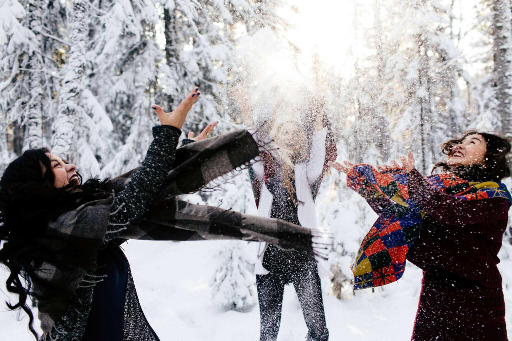 Deals on Holiday Gifts and Experiences for Your BFFs