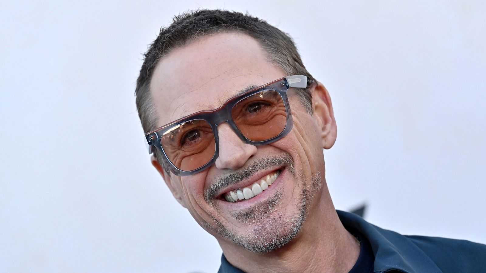 Robert Downey Jr.’s Sculptural Backyard Pool Oasis Is a Lesson in Fluid Sophistication – It Reimagines Modern Outdoor Living for 2026