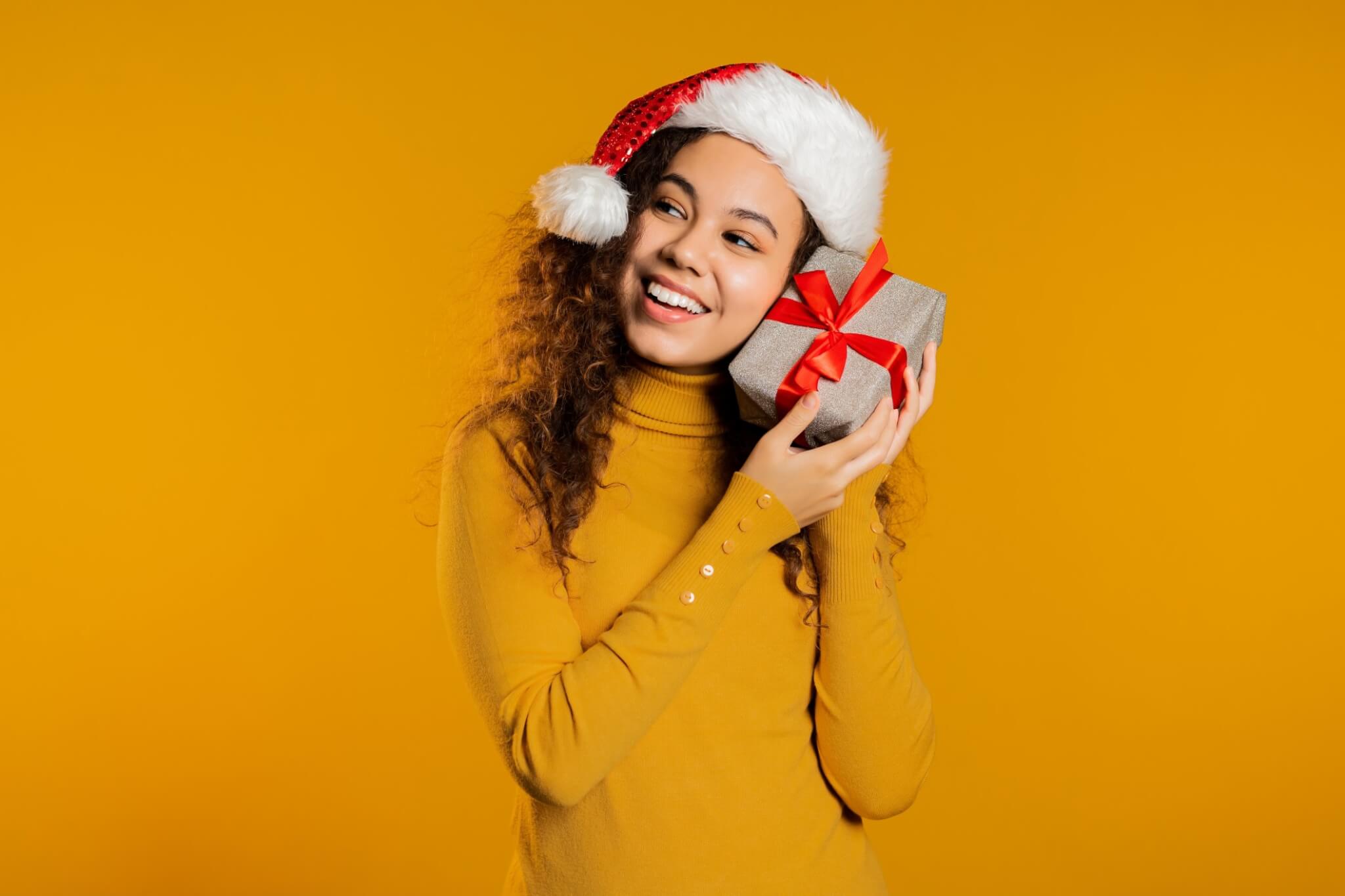How to Financially Prep for the 2025 Holiday Season
