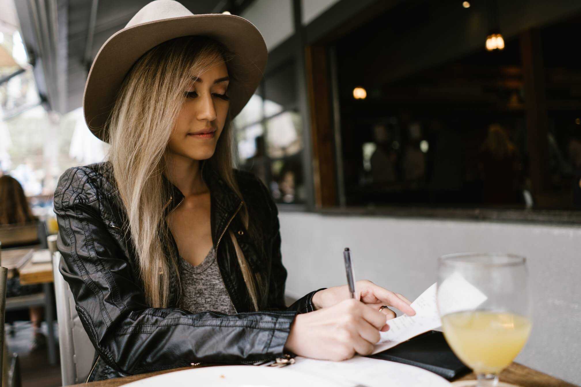 HerMoney’s 4 Best Tips for Borrowing in 2025