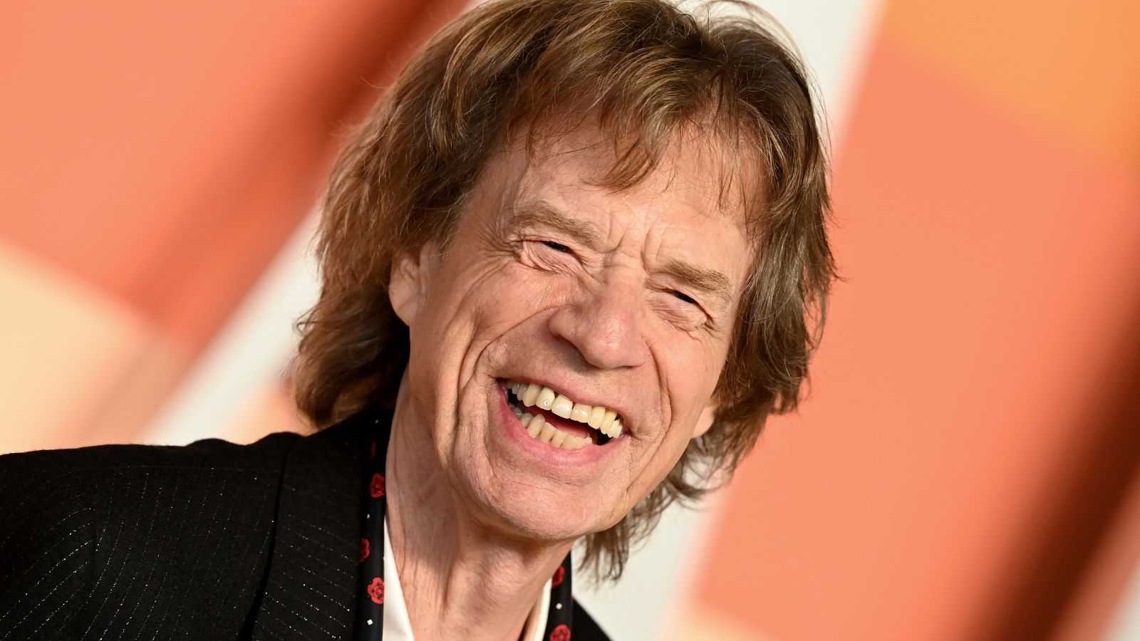 Mick Jagger’s ’80s Privacy Planting Shows the Secret to Truly Luxurious, Secluded Garden Design
