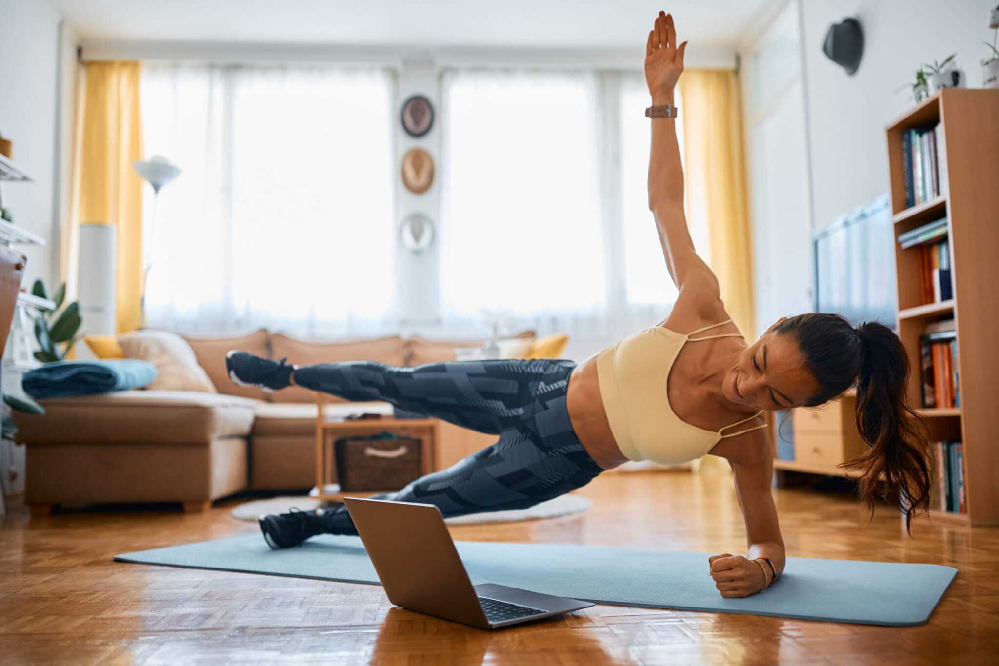 11 Of The Best Fitness Apps to Kick Off a Healthy New Year