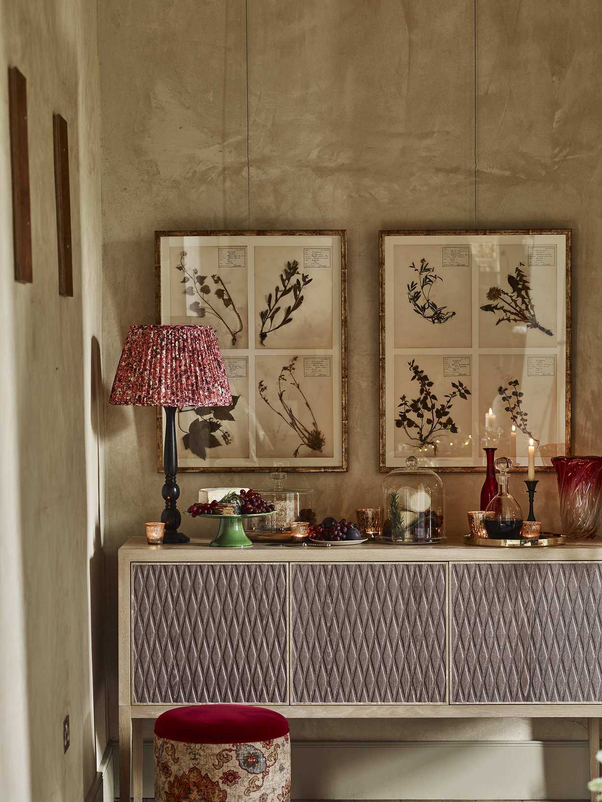 Nibbles on a console table
