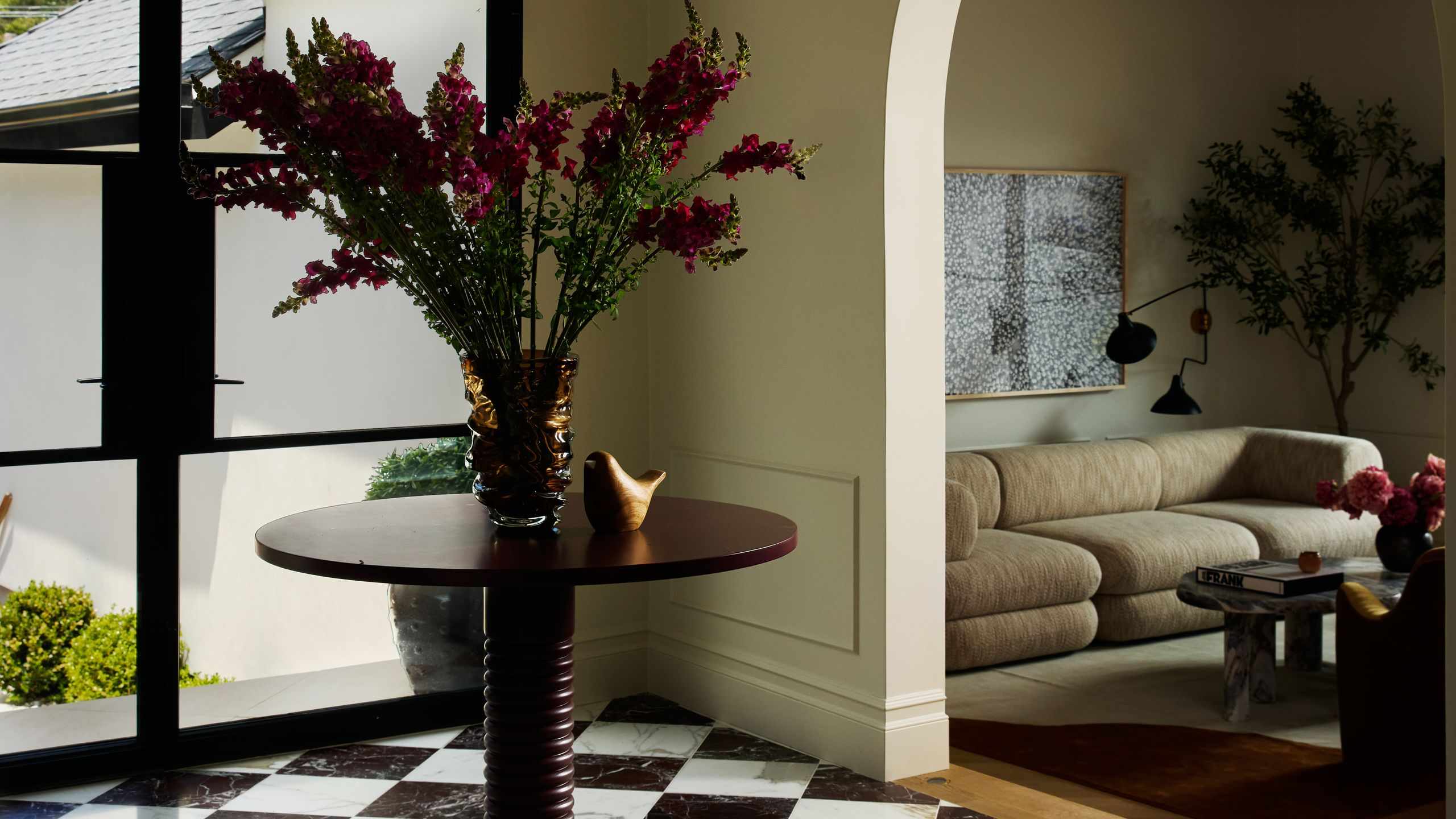 The 5 Entryway Design Rules I Follow on Every Project – And Why They Always Work