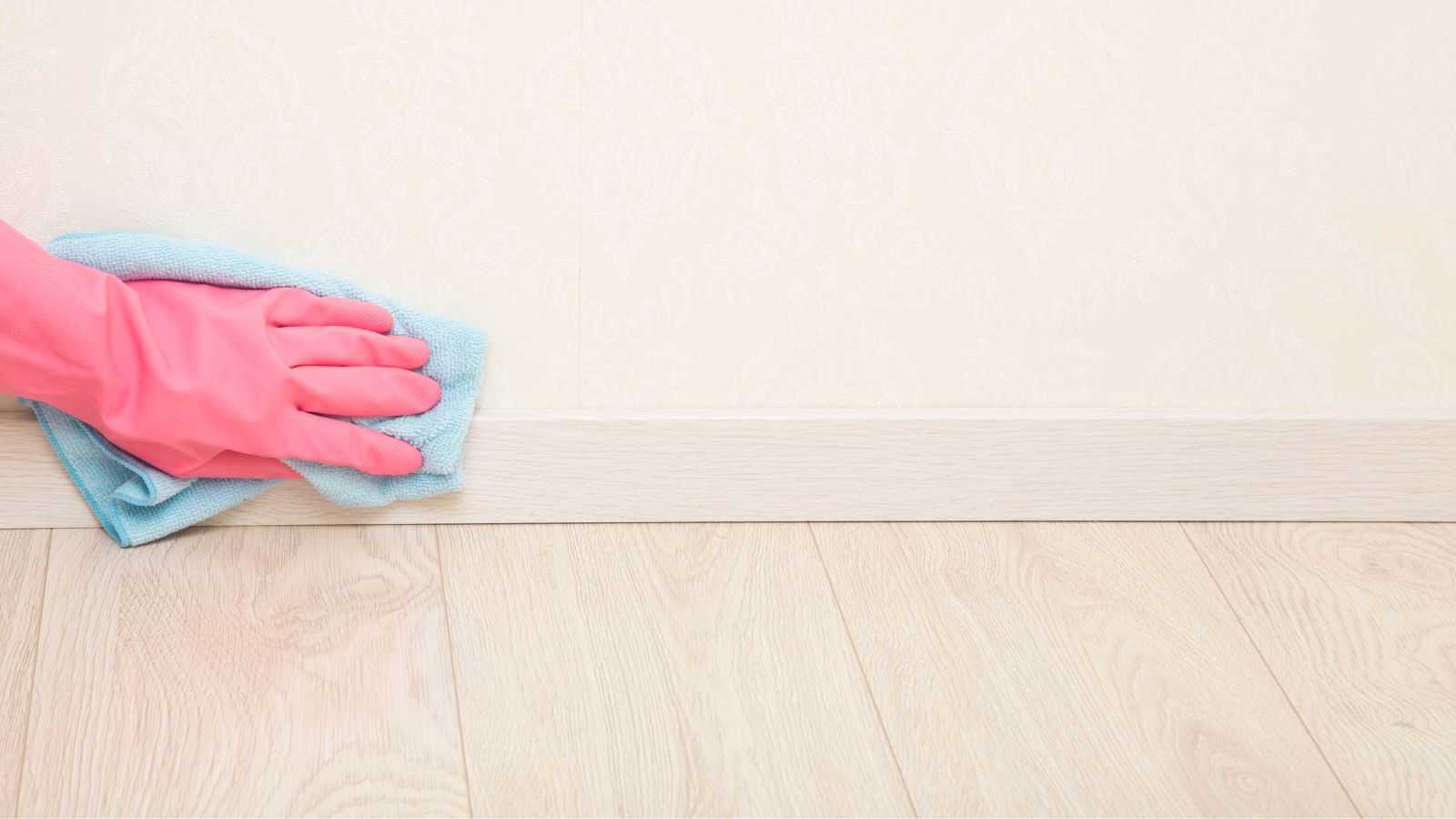 How to clean baseboards – pro tips for dusty, greasy, and painted surfaces
