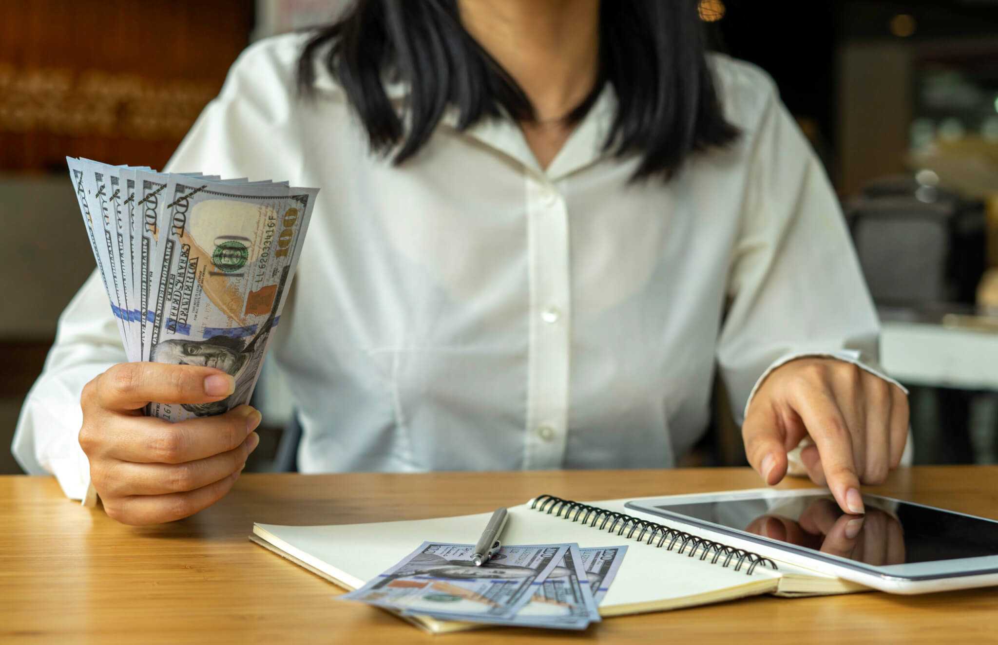 The Personal Finance Tips That Really Matter, According to Carl Richards