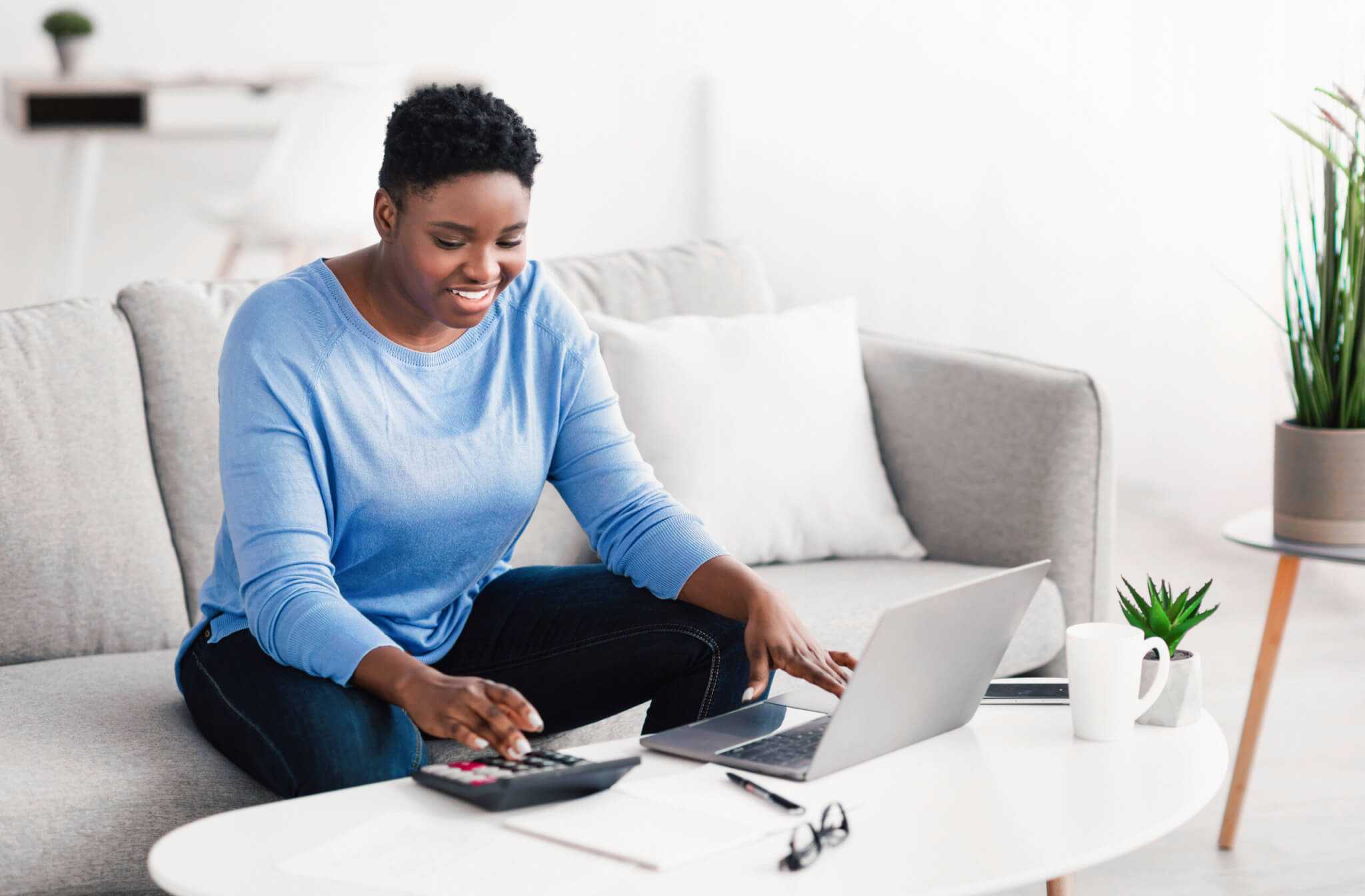 The Ultimate Guide to Building a Financial Safety Net as a Woman