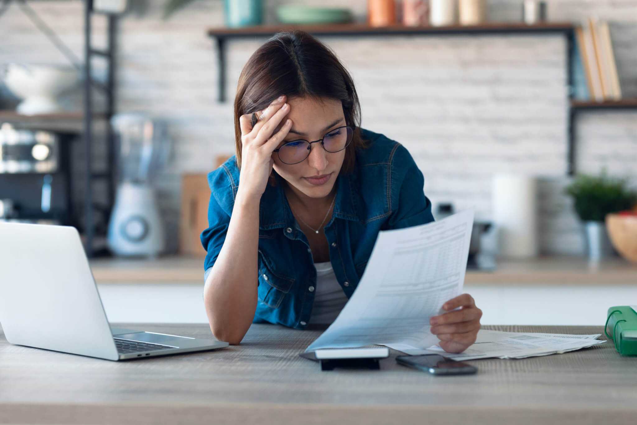 How To Stop Living Paycheck-to-Paycheck