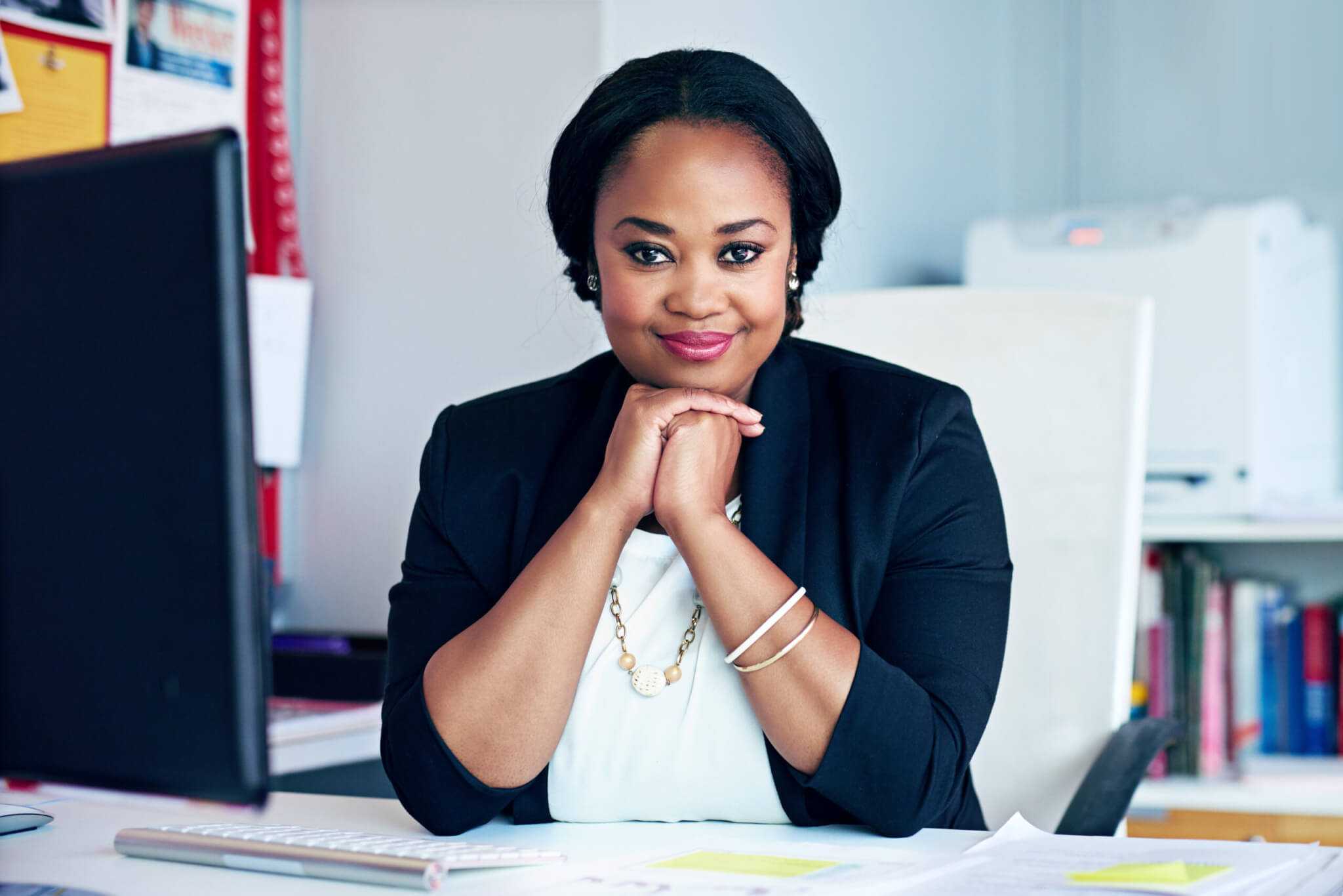 A Week In Her Wallet: A 56-Year-Old Senior Executive Assistant Who Rebuilt Her Finances After A Divorce