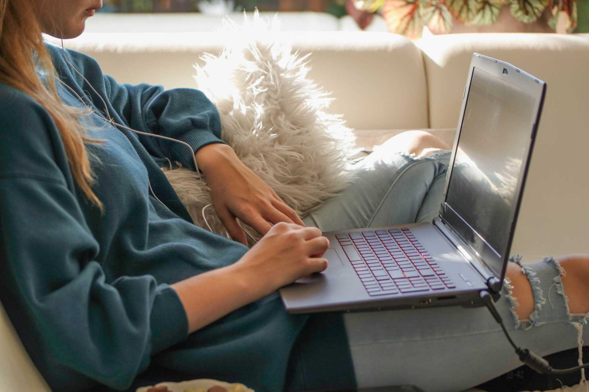 Waited Until The Last Minute To File Taxes? You Can Get Them In Under The Wire Stress-Free