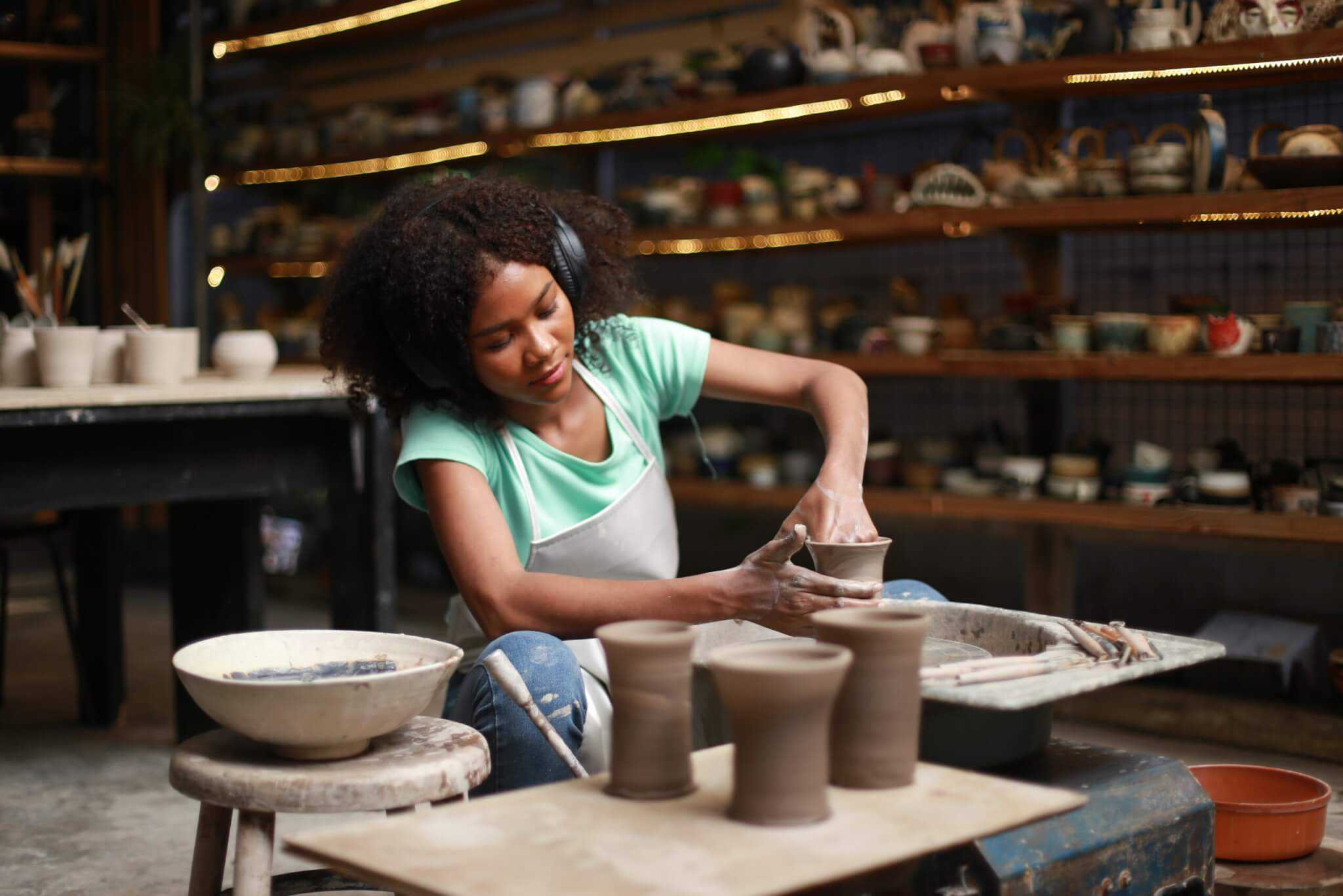 Women Small Business Owners Take Fewer Risks, Have Investment Confidence Gaps