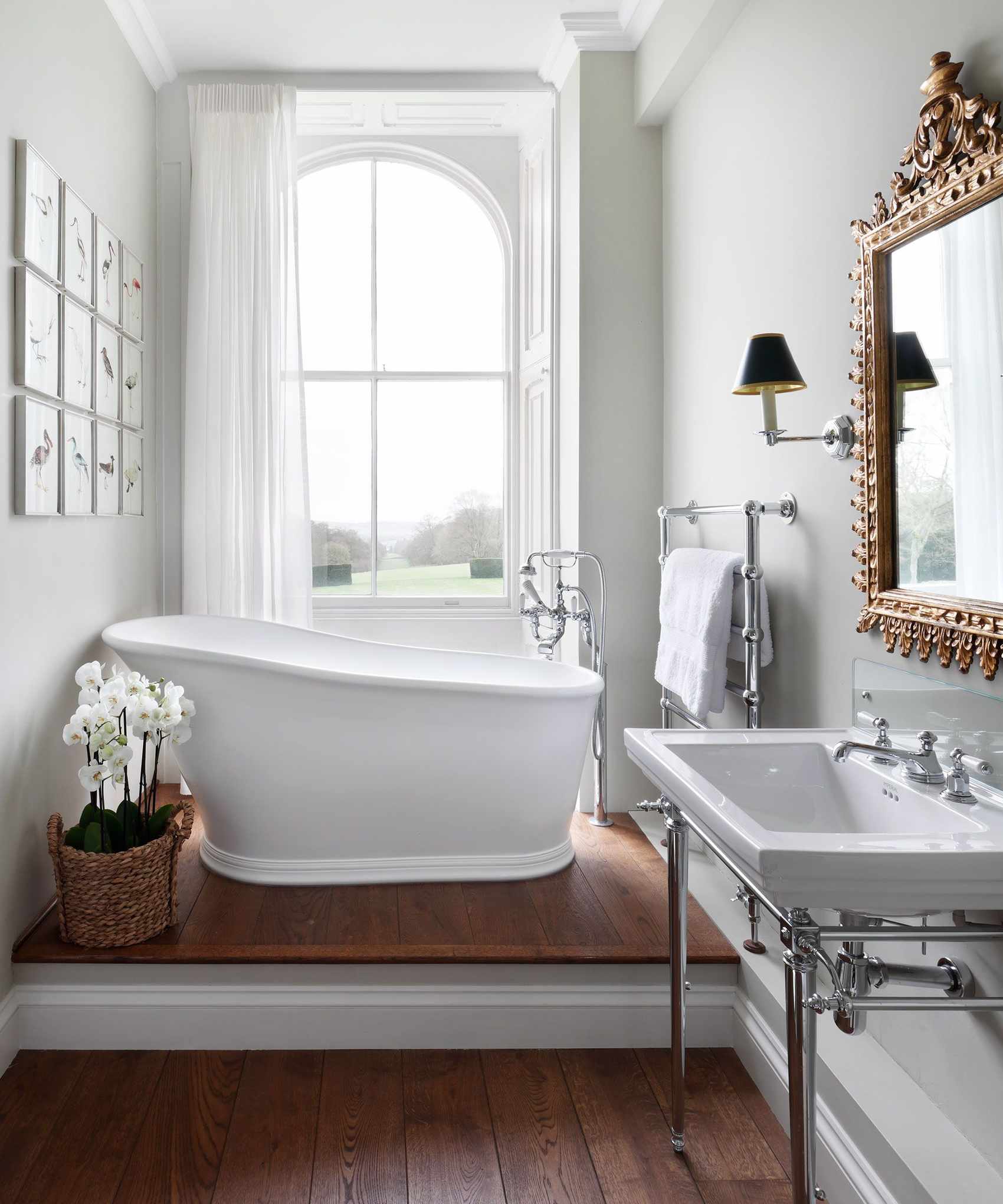 How to make a small bathroom look bigger — clever tricks to stretch your space