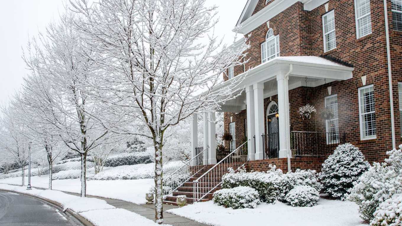 How to Winterize Your House And Save Yourself Thousands in Repairs Later