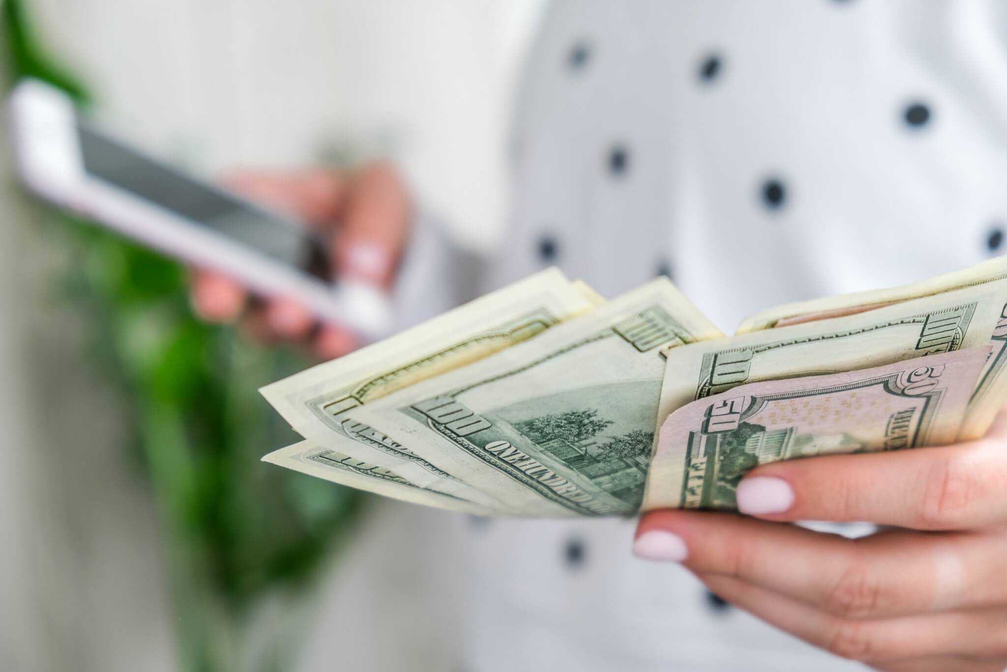 Ask Jean: Are CDs Worth It Right Now, Or Should I Keep My Cash Liquid?