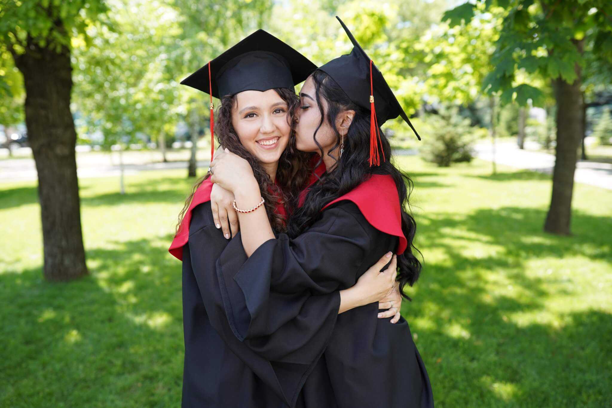 5 Financial Moves You Need to Make Now to Get Your High School Senior Ready for College Next Year