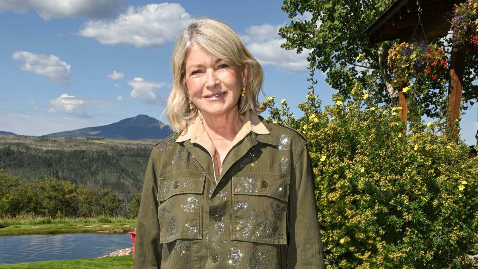 Martha Stewart’s Ingenious Potted Plant Strategy Creates a High-Impact, Resort-Style Pool Area (And It’s Easy to Replicate for the 2026 Summer Season)